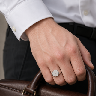 Signet Gents - Oval With Diamond